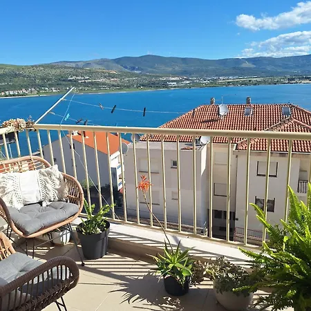 Apartman Seaview Vice