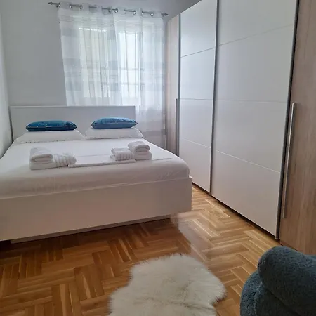 Seaview Vice Apartman Trogir